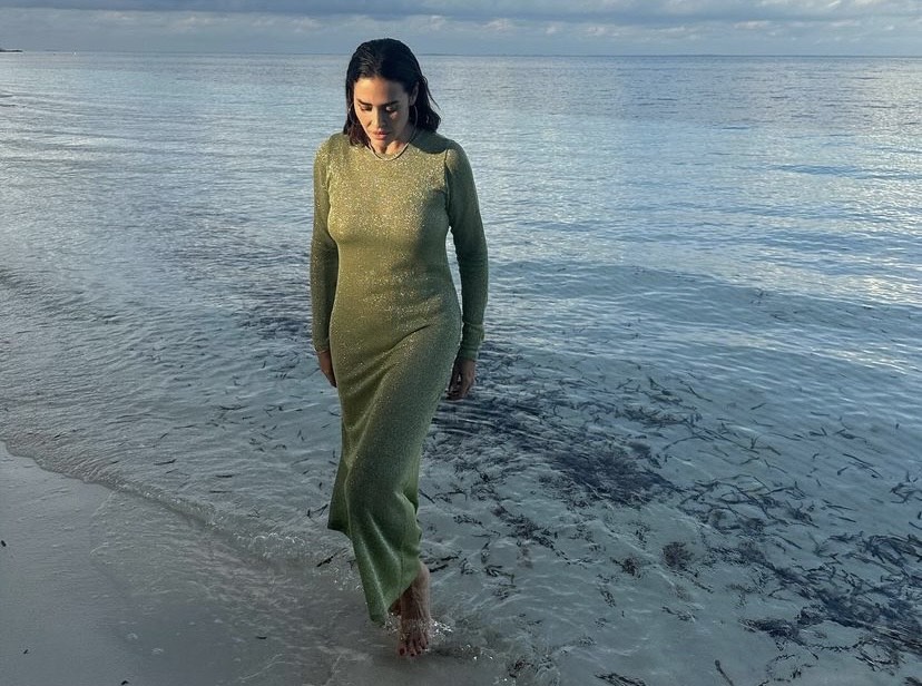 Rebajas de Zara: seis vestidos sueltecitos por menos de 20 euros que están causando furor entre las mujeres +50