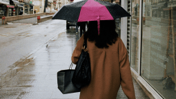 Decathlon hace frente al frío y la lluvia rebajando sus plumíferos más cómodos y calentitos a más de la mitad de su precio