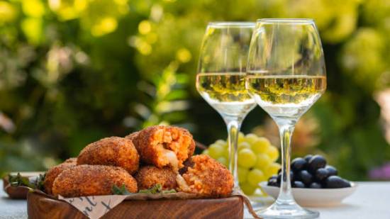 Ideas de aperitivos sencillos y originales para cumpleaños con los que triunfarás seguro