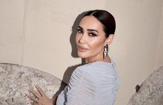 El agua de peinado de Mercadona es la alternativa barata y perfecta a la laca o la cera para crear recogidos efecto lifting