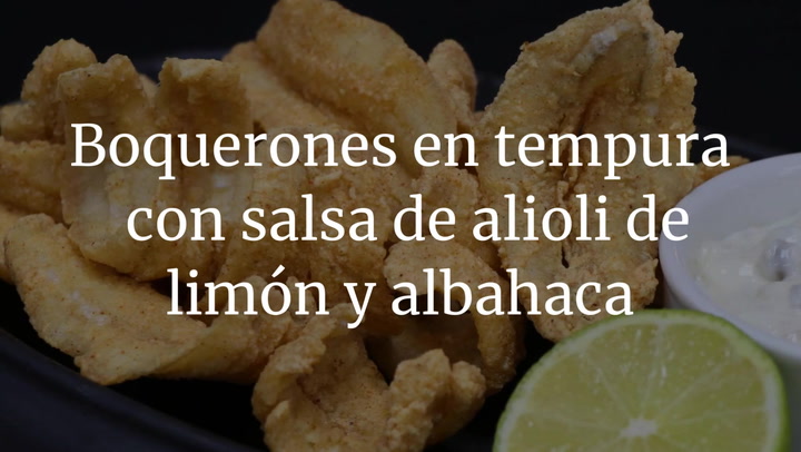 Boquerones en tempura con salsa de alioli de limón y albahaca