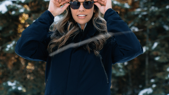 Cortefiel tiene seis plumíferos por menos de 30 euros que triunfan entre las mujeres +50 en su remate final de rebajas