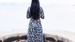 Primark estrena seis vestidos sueltecitos que prometen arrasar para primavera entre las mujeres +50 porque estilizan y son baratos