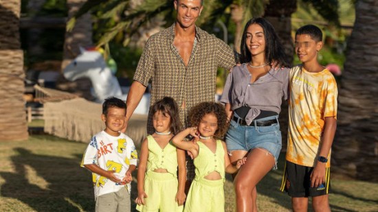 CRISTIANO Y GEORGINA EN FAMILIA