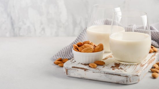 Pros y contras de la bebida de almendras