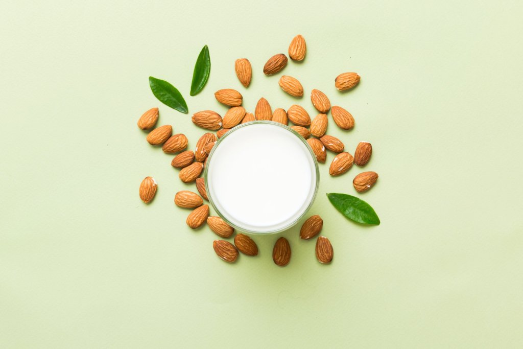 Pros y contras de la bebida de almendras