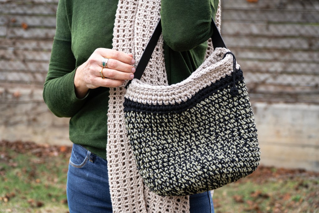 Cómo hacer bolsos en ganchillo fáciles con tutoriales gratuitos