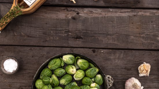 Seis recetas con coles de Bruselas fáciles y rápidas que resolverán una comida o cena