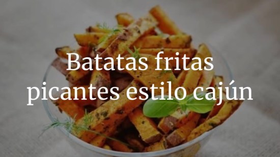 Batatas fritas picantes estilo cajún
