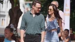 0053743.png-r_1280_720-f_jpg-q_x-xxyxx