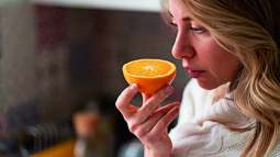 El 27 de febrero se celebrará el Día Mundial de la Anosmia, una enfermedad que produce una pérdida de olfato. Un día especial para poner en relevancia este sentido y su gran importancia en nuestro día a día.