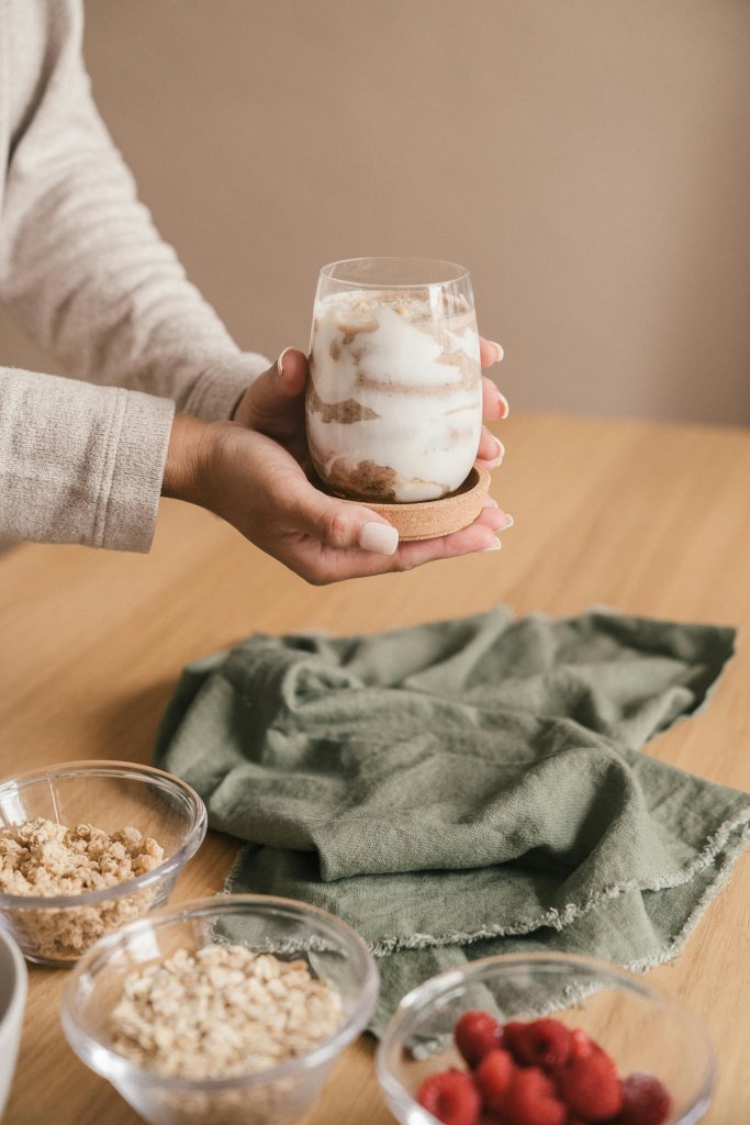 Este licuado de avena, manzana y plátano es la forma más rica y sana de coger fuerzas