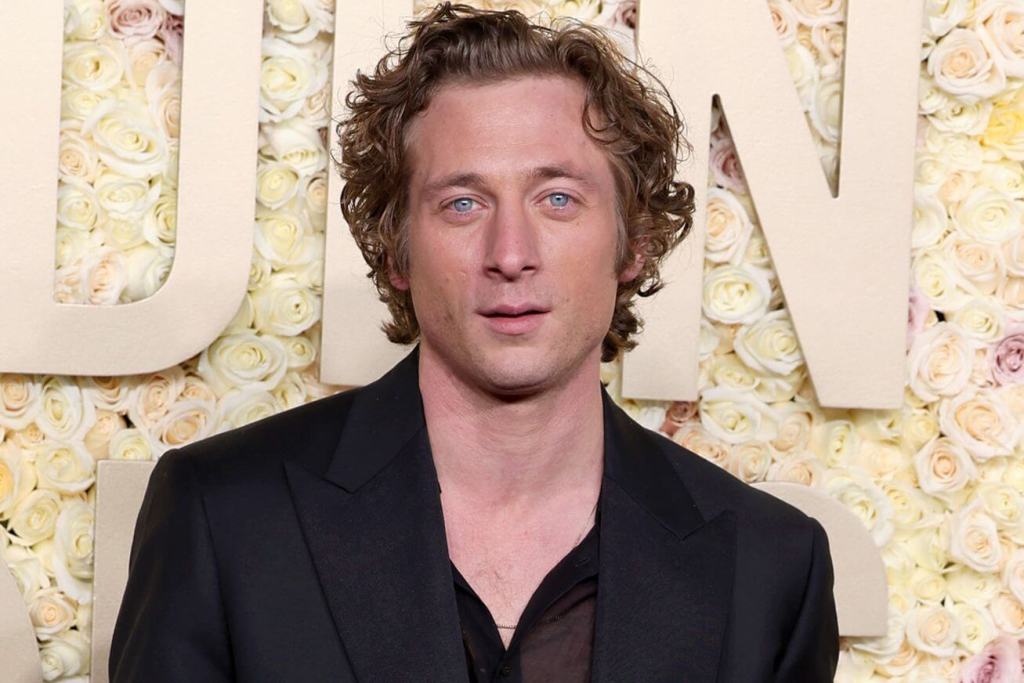 Jeremy-Allen-White-golden-globes-010724-tout-e9b041e9f4284b4889de1f5841233659