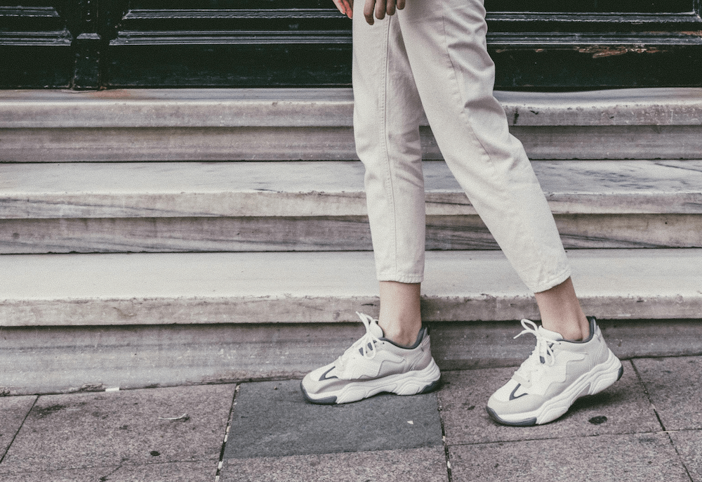 Ni Skechers ni Geox: las zapatillas más en tendencia para primavera entre las mujeres +50 están en Sfera y cuestan menos de 25 euros