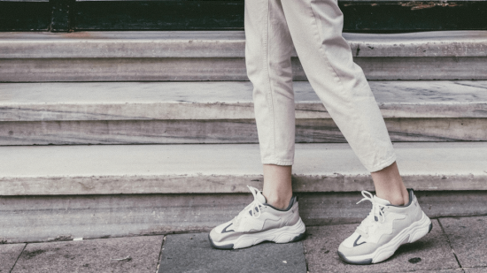 Ni Skechers ni Geox: las zapatillas más en tendencia para primavera entre las mujeres +50 están en Sfera y cuestan menos de 25 euros