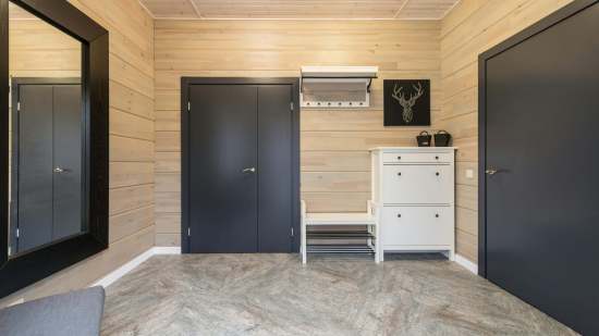 Leroy Merlin le hace la competencia a Ikea con este zapatero compacto y práctico para mantener en orden el calzado en espacios pequeños