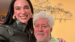 Dua Lipa y Pedro Almódovar
