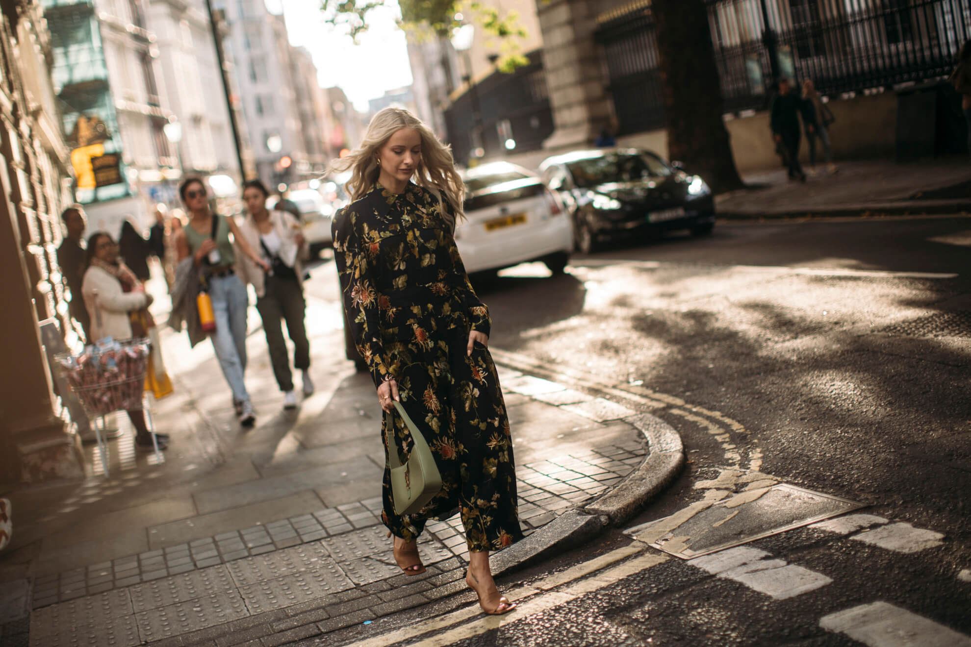 vestidos de flores de la temporada de primavera