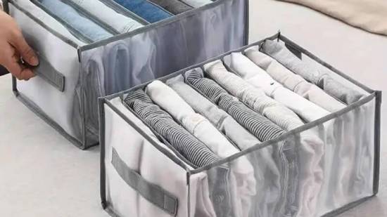 La técnica de Marie Kondo para sacar el máximo partido a la zona de baldas de un armario y que no se descoloque fácilmente