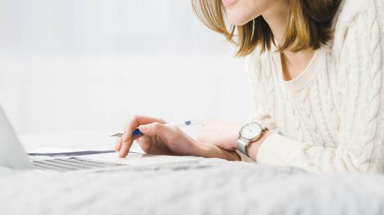 Cómo se escribe yendo o llendo