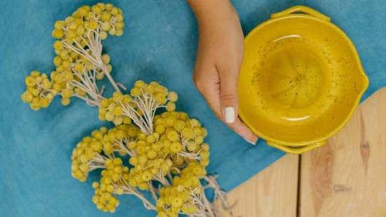 Tiger le hace la competencia a Primark o Zara Home con esta vajilla de limones tirada de precio ideal para vestir la mesa al más puro estilo italiano