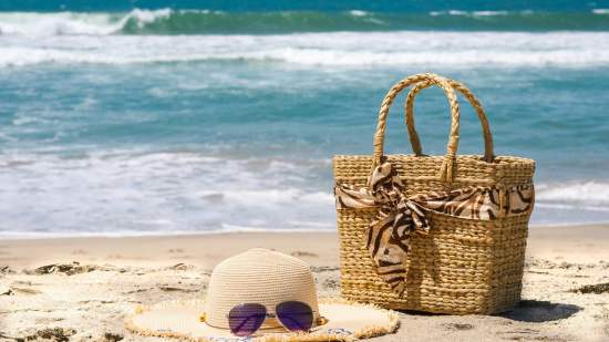 Trucos para limpiar los capazos de rafia o yute para ponerlos a punto en verano