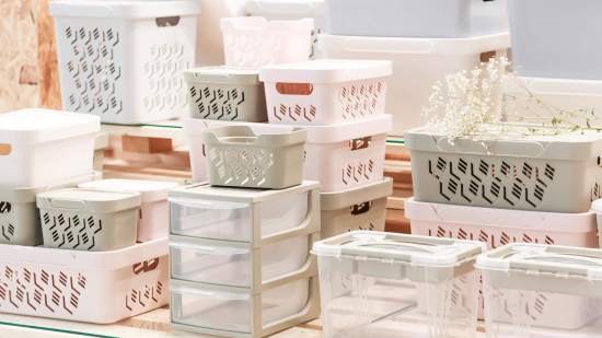 Cajas de plástico de distintos tipos