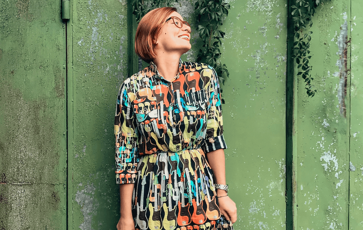 Los vestidos de Mango que las mujeres de 50 y 60 prometen meter en su lista de deseos para las rebajas porque son elegantes y estilizan