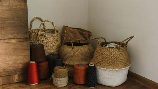 Ni Ikea ni Primark: las cestas de rafia más baratas para decorar y ordenar la casa este verano están en Aldi