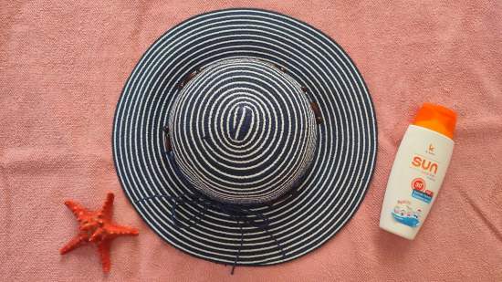 La Marie Kondo española desvela sus trucos para quitar las manchas de crema solar de la ropa