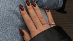 Instagram @heluviee.