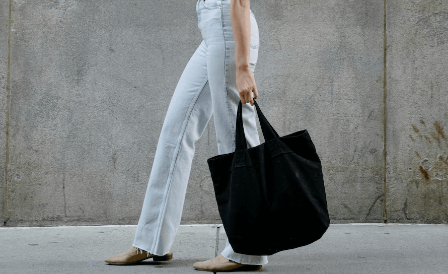 Parfois rebaja a menos de 20 euros los bolsos grandes, prácticos y versátiles que comprar ahora y llevar durante todo el año