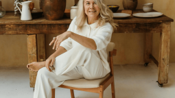 Parfois lanza los conjuntos de blusa y pantalón fresquitos, cómodos y baratos que prometen arrasar entre las mujeres de 50 y 60 años