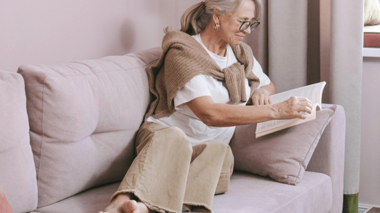 Seis pantalones holgados y fresquitos de las rebajas de Zara, C&A o Massimo Dutti que las mujeres de 50 y 60 años amarán para llevar en la maleta de verano