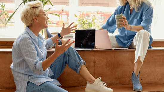 Lefties le hace la competencia a Sfera o Parfois con estos conjuntos de camisa y pantalón elegantes y baratos que prometen seducir a las mujeres +50