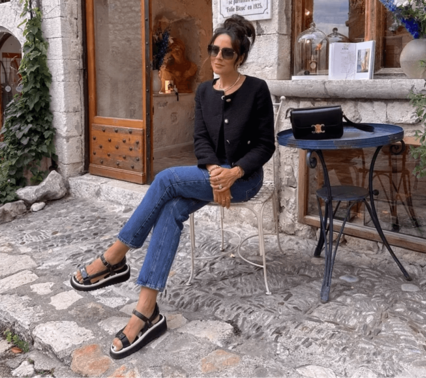 Las sandalias deportivas son el último grito de la temporada.