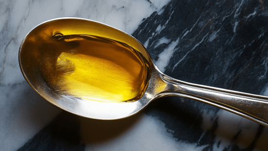 Una cucharadita de aceite de oliva al día disminuye el riesgo de morir por problemas asociados a la demencia