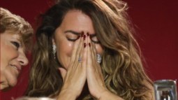 Penélope emocionada