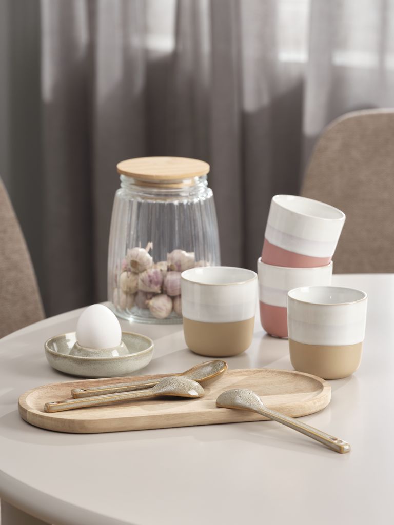 Esta es la alternativa a Ikea o Zara Home para encontrar vajillas bonitas y tiradas de precio con las que vestir la mesa este otoño