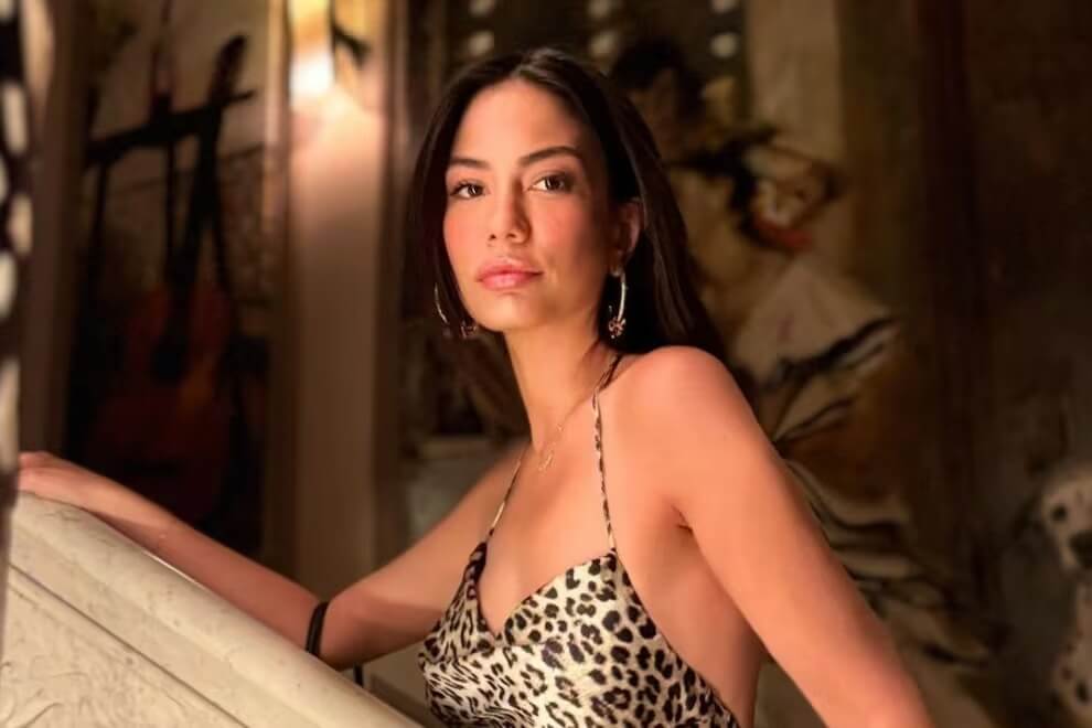 Demet Özdemir. Instagram.