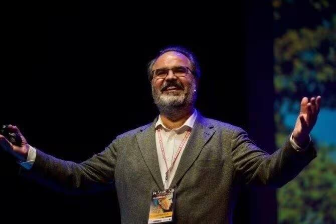 Lluis Montoliu ha recibido el Primer Premio de la transferencia social del conocimiento de la Fundación Muy Interesante Muy Interesante