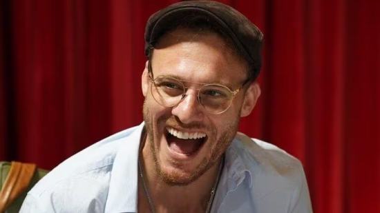 Kerem Bürsin. Twitter