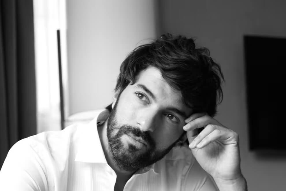 Engin Akyürek - IMDB