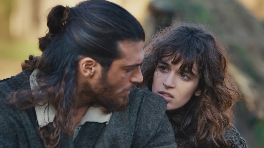Can Yaman y Greta Ferro.