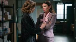 La llegada de Jaime pone en peligro la relación de Marta y Fina Manuel Fiestas Moreno