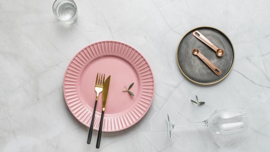 Zara Home se alía con una conocida firma internacional para crear platos y demás piezas de la vajilla artesanales y tiradas de precio