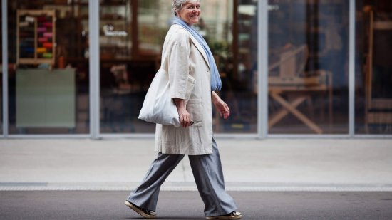 Las deportivas más elegantes para mujeres +50 años en este otoño/invierno