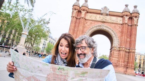 La alternativa a los viajes del Imserso con la que los mayores pueden viajar por España por poco más de 100 euros