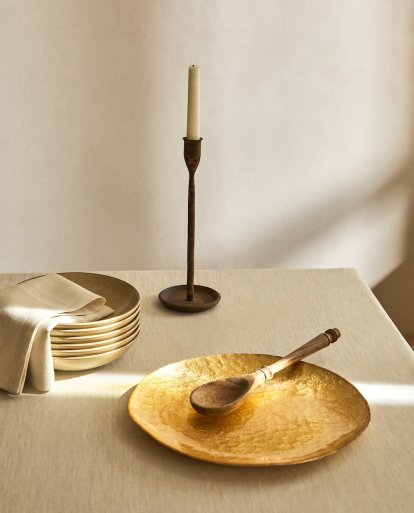 vajilla más especial hasta el momento con platos elegantes por menos de 6 euros ideales para vestir la mesa en las próximas navidades