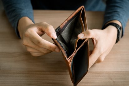 Soñar con perder dinero